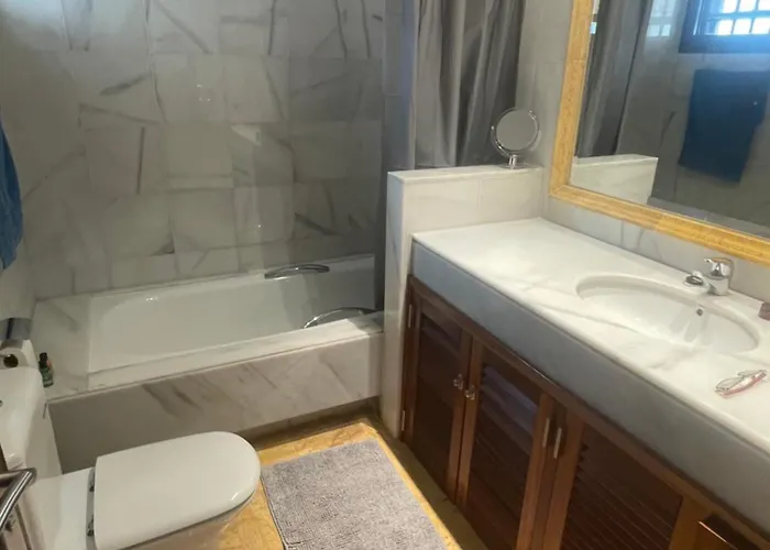 Faro Park Bella Heated Pool بيت للعطل بلايا بلانكا